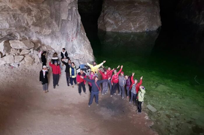 حوضچه سبز و غار نمکی گرمسار